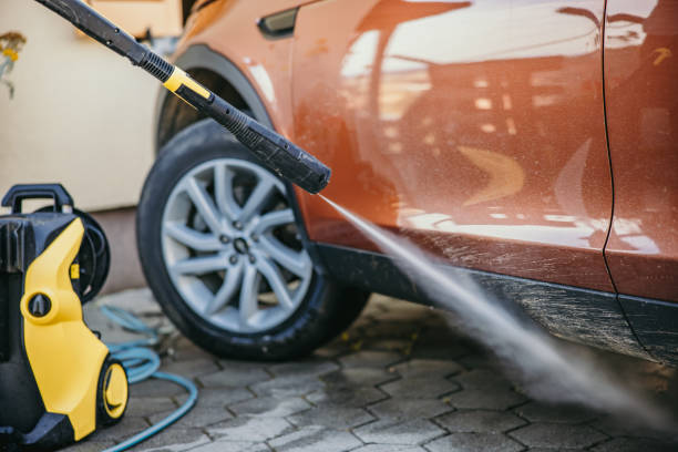 Garage Pressure Washing in New Canaan, CT